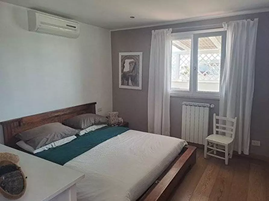 Immagine 17 di Attico in vendita  in Via Poggio di Venaco, 30 a Roma