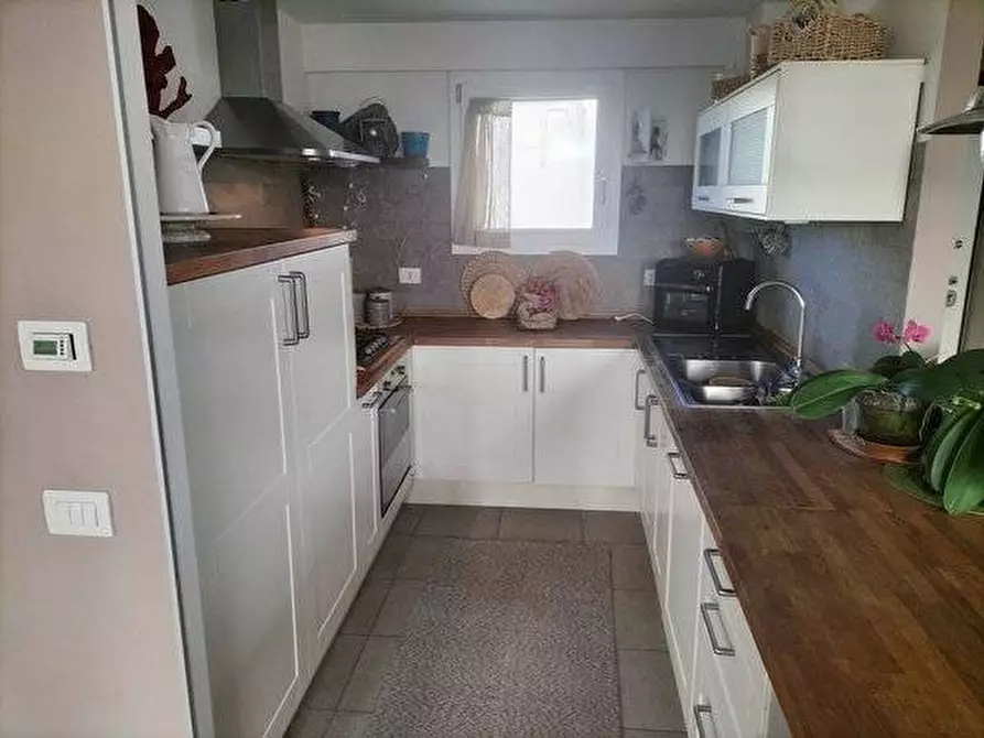 Immagine 4 di Attico in vendita  in Via Poggio di Venaco, 30 a Roma