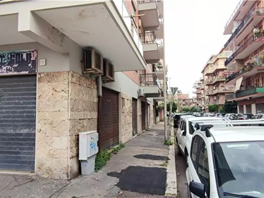 Immagine 13 di Deposito in affitto  in Via delle Sirene, 11/b a Roma