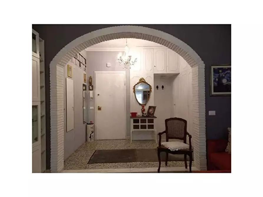 Immagine 8 di Appartamento in vendita  in Via della stazione del lido, 28 a Roma