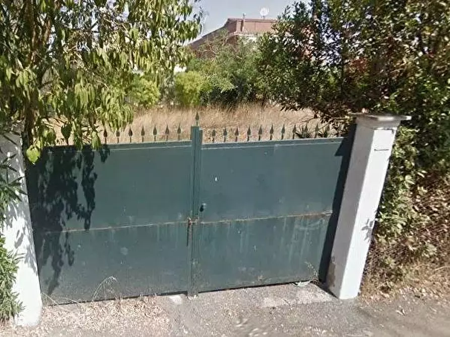 Immagine 3 di Terreno in vendita  in Via Antonio rivautella a Roma