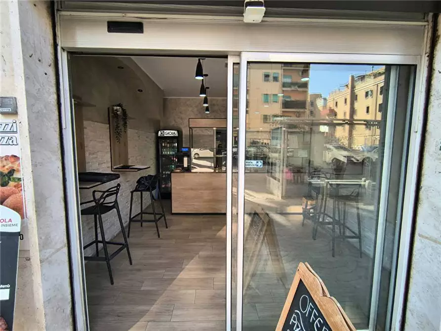 Immagine 16 di Attività commerciale in vendita  in V.le Paolo Orlando, 61 a Roma