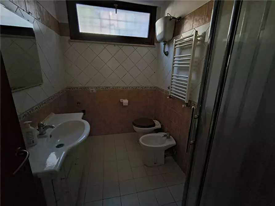 Immagine 19 di Villa in vendita  in Via luigi pietrobono, 36c a Roma