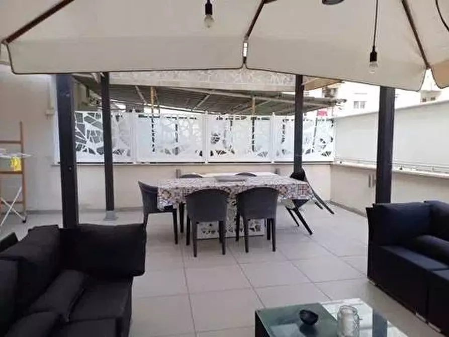 Immagine 10 di Appartamento in vendita  in C.so DUCA DI GENOVA, 10 a Roma