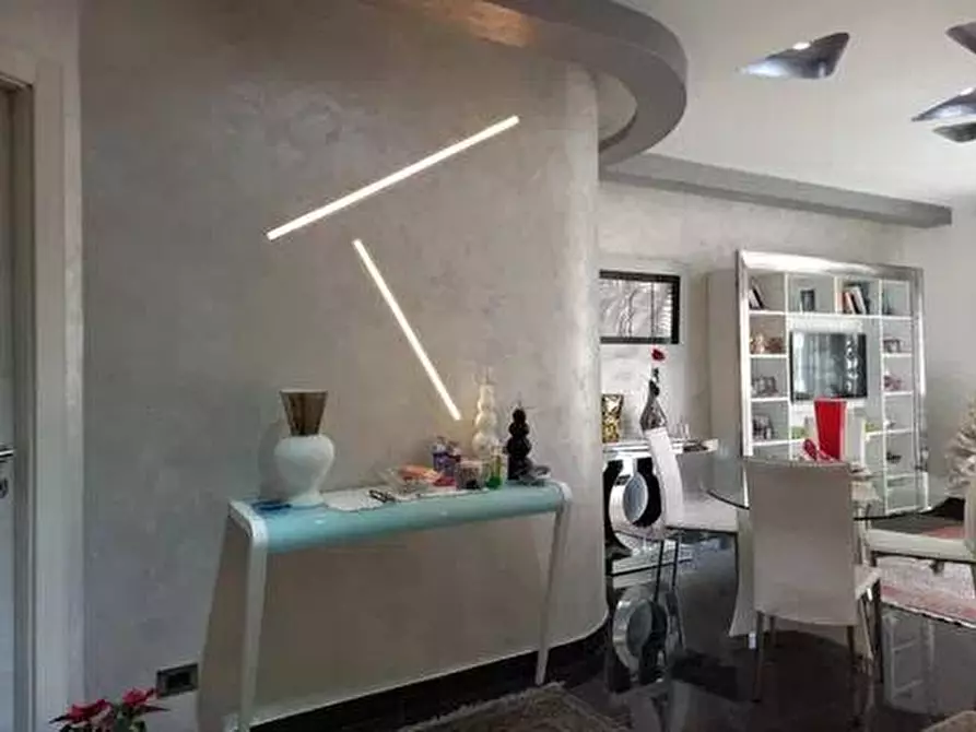 Immagine 5 di Appartamento in vendita  in C.so DUCA DI GENOVA, 10 a Roma