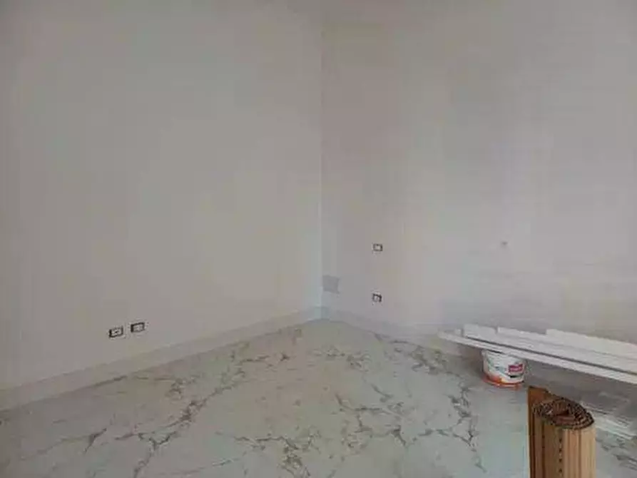 Immagine 10 di Appartamento in vendita  in Via Angelo Olivieri, 10 a Roma