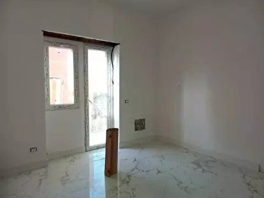 Immagine 4 di Appartamento in vendita  in Via Angelo Olivieri, 10 a Roma