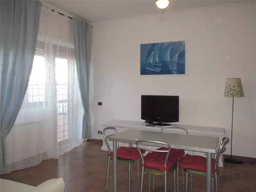 Immagine 21 di Appartamento in vendita  in Via Lungomare Paolo Toscanell, 152 a Roma
