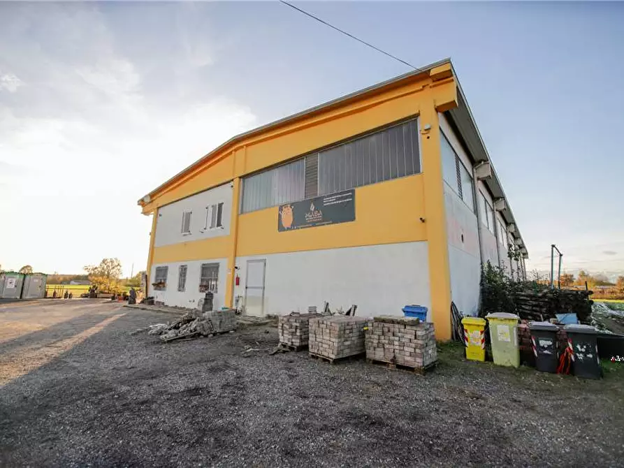 Immagine 17 di Capannone industriale in vendita  a Settimo Torinese