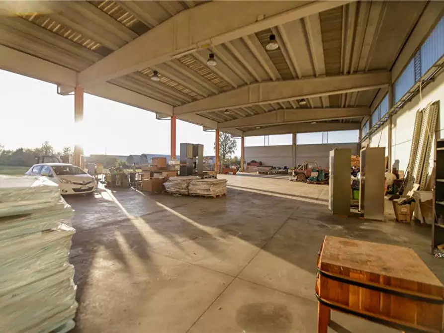 Immagine 4 di Capannone industriale in vendita  a Settimo Torinese