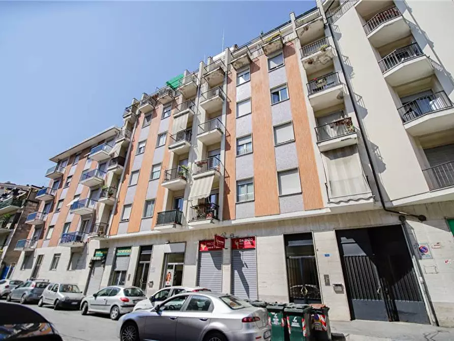 Immagine 1 di Appartamento in vendita  a Torino