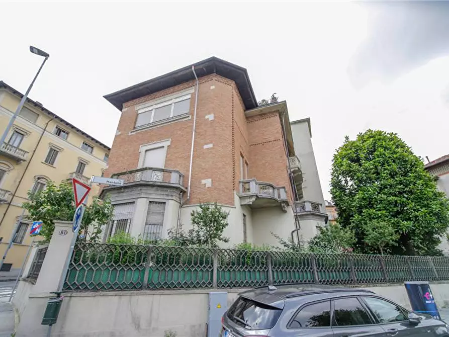 Immagine 1 di Appartamento in vendita  a Torino