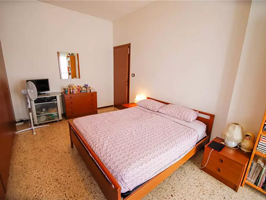 Immagine 5 di Appartamento in vendita  a Torino