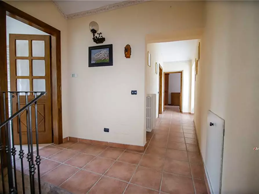 Immagine 17 di Villa in vendita  a Lauriano
