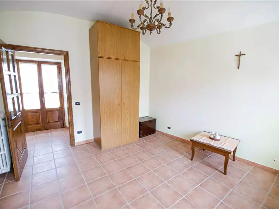 Immagine 20 di Villa in vendita  a Lauriano