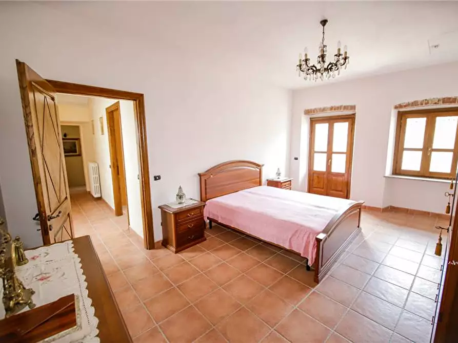 Immagine 24 di Villa in vendita  a Lauriano