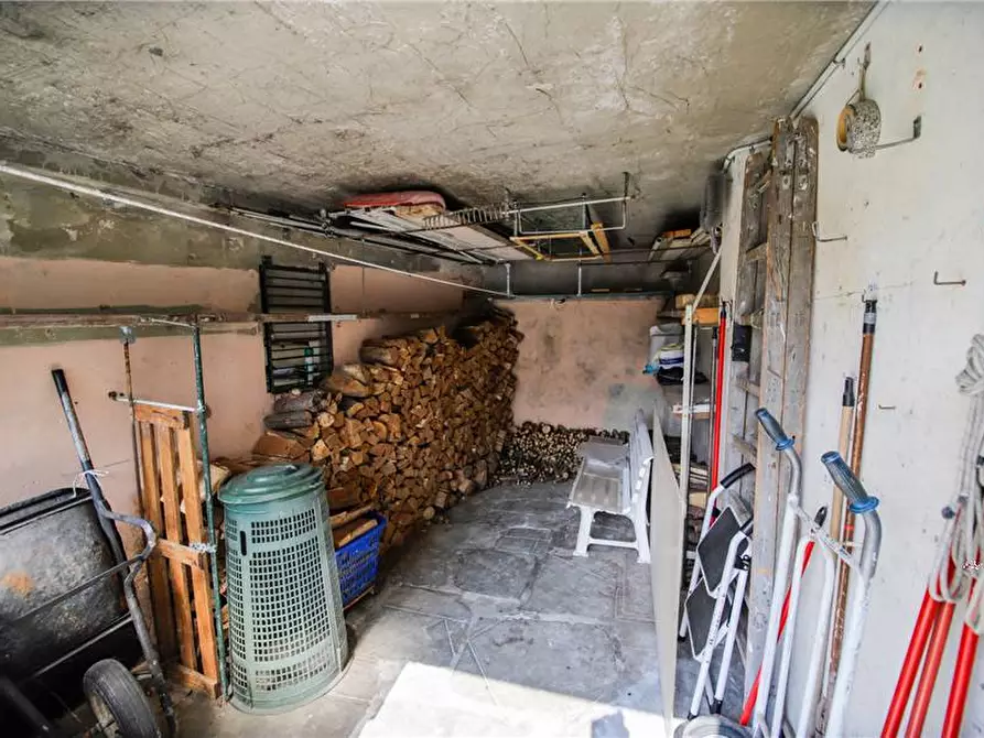 Immagine 30 di Villa in vendita  a Lauriano