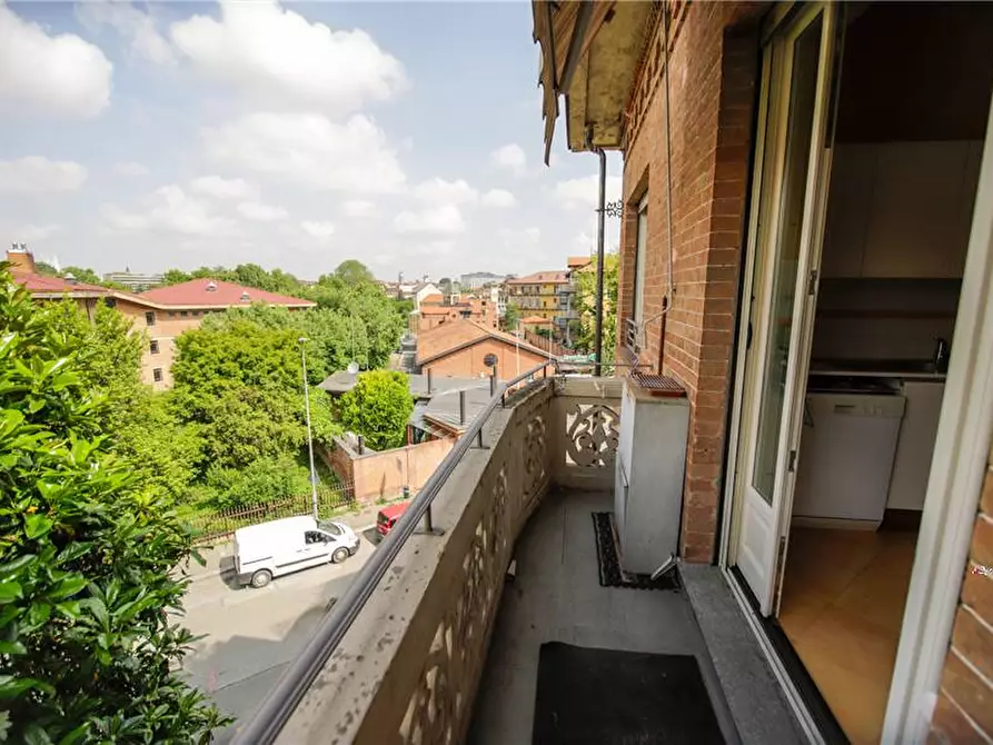 Immagine 17 di Appartamento in vendita  a Torino