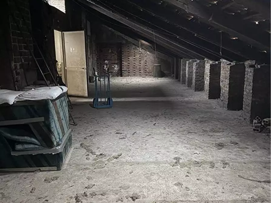 Immagine 1 di Mansarda in vendita  a Torino