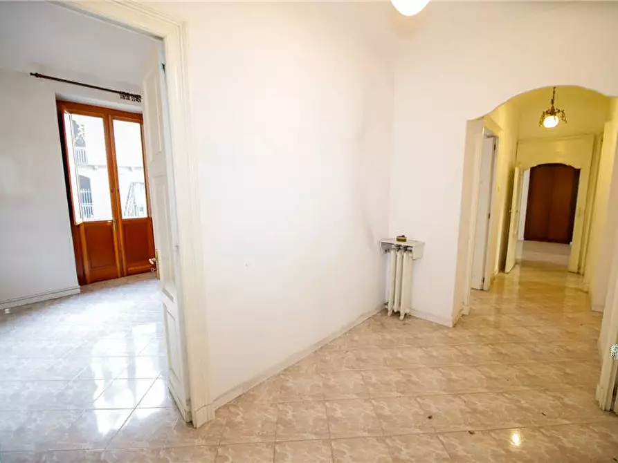 Immagine 2 di Appartamento in vendita  a Torino