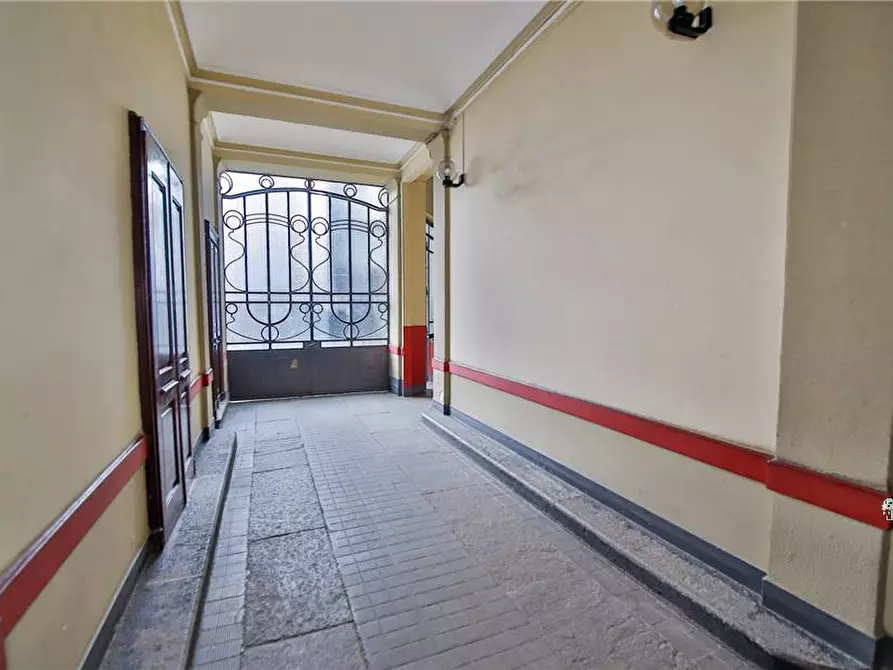 Immagine 29 di Appartamento in vendita  a Torino