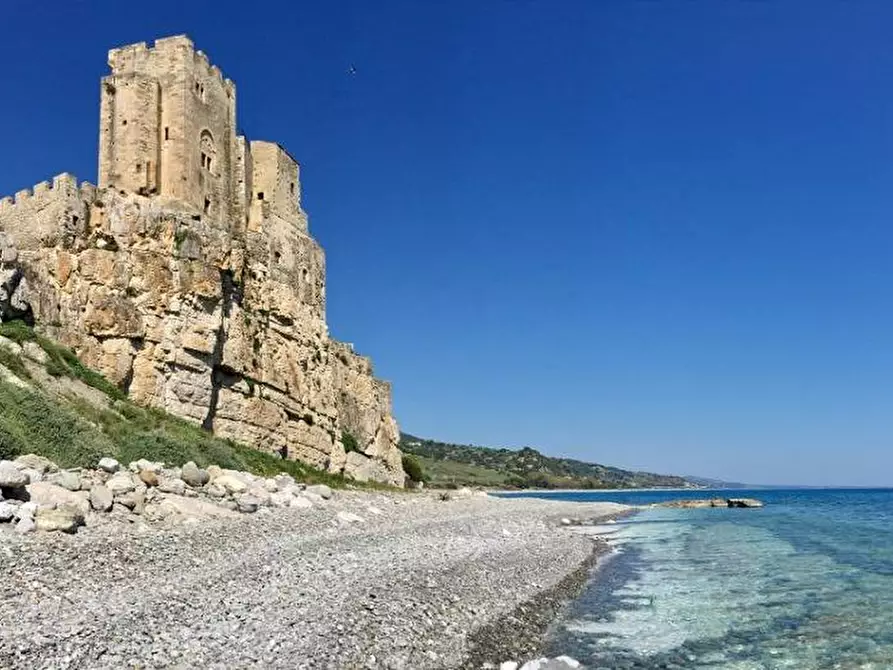 Immagine 1 di Appartamento in vendita  a Roseto Capo Spulico