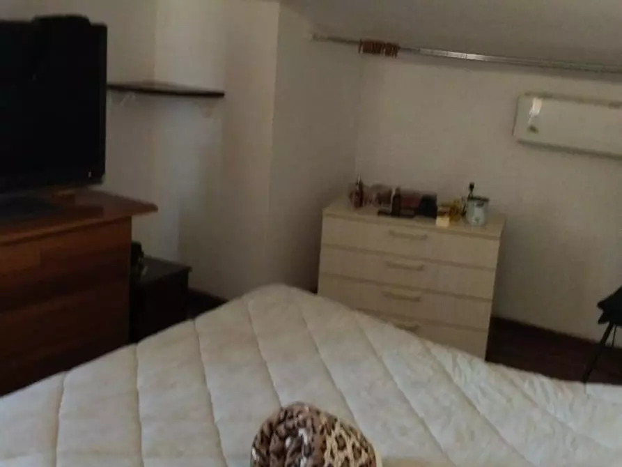 Immagine 5 di Villa in vendita  a Sulmona
