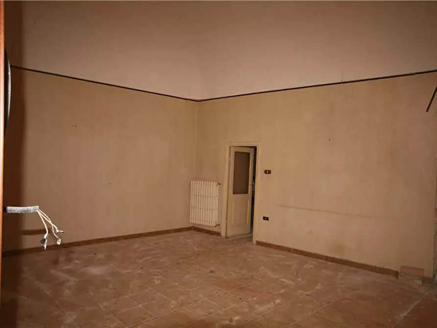 Immagine 2 di Appartamento in vendita  a Sulmona