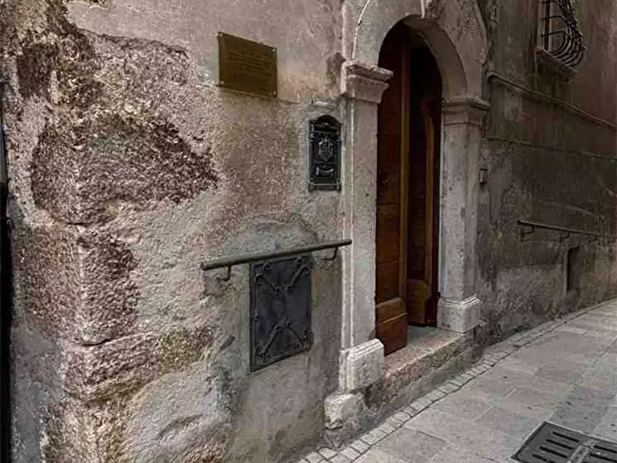 Immagine 1 di Appartamento in vendita  a Scanno