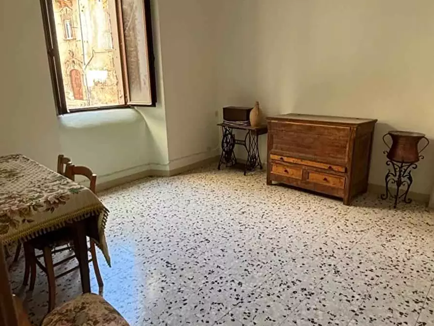 Immagine 2 di Appartamento in vendita  a Scanno