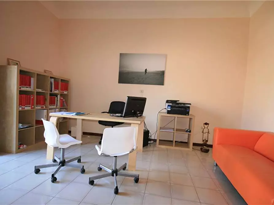 Immagine 2 di Appartamento in vendita  a Sulmona