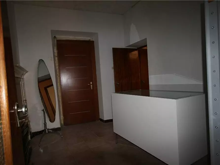 Immagine 5 di Appartamento in vendita  a Sulmona