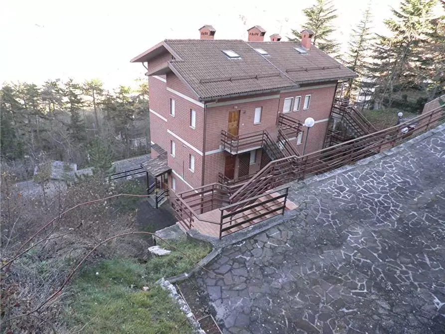 Immagine 1 di Appartamento in vendita  a Scanno