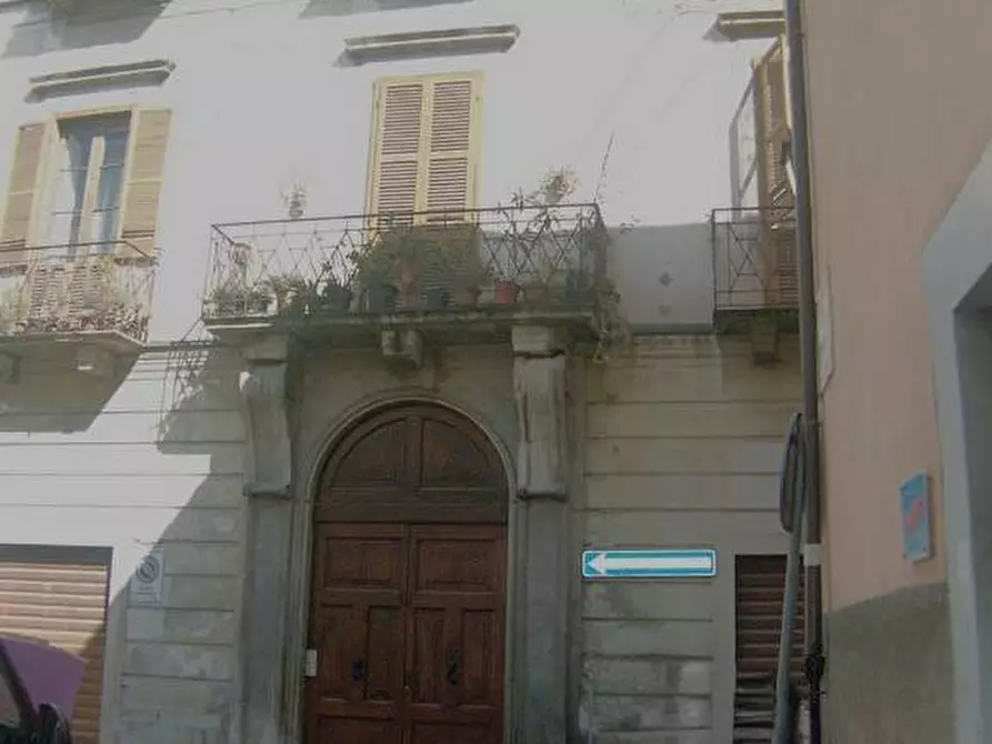 Immagine 1 di Stabile in vendita  a Sulmona
