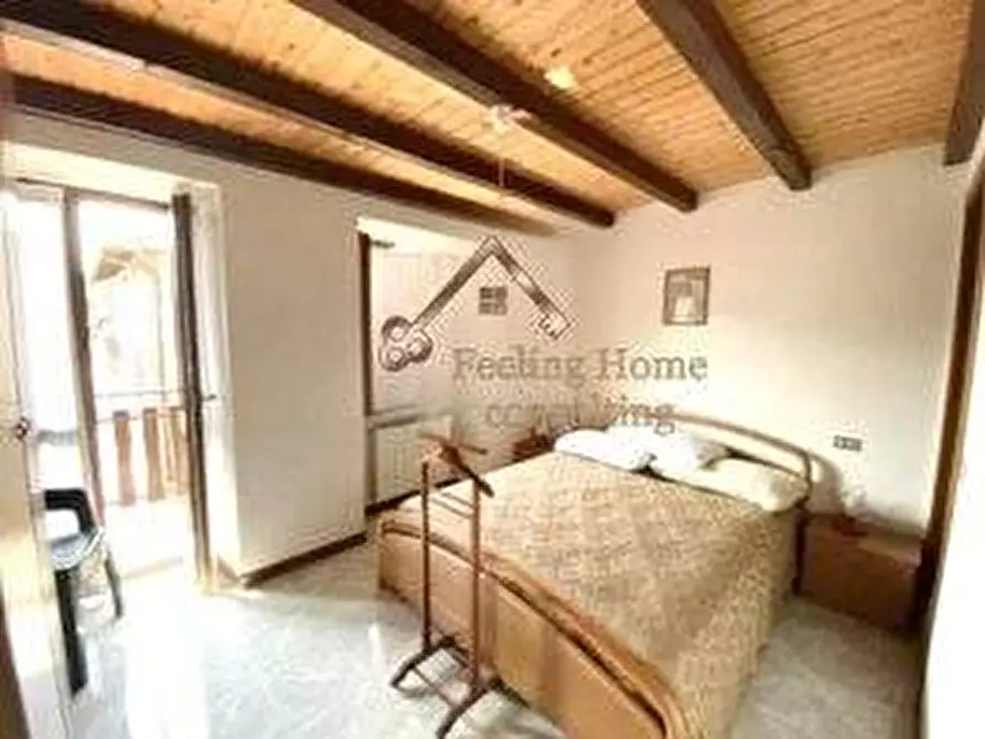 Immagine 5 di Villa in vendita  a Capizzone
