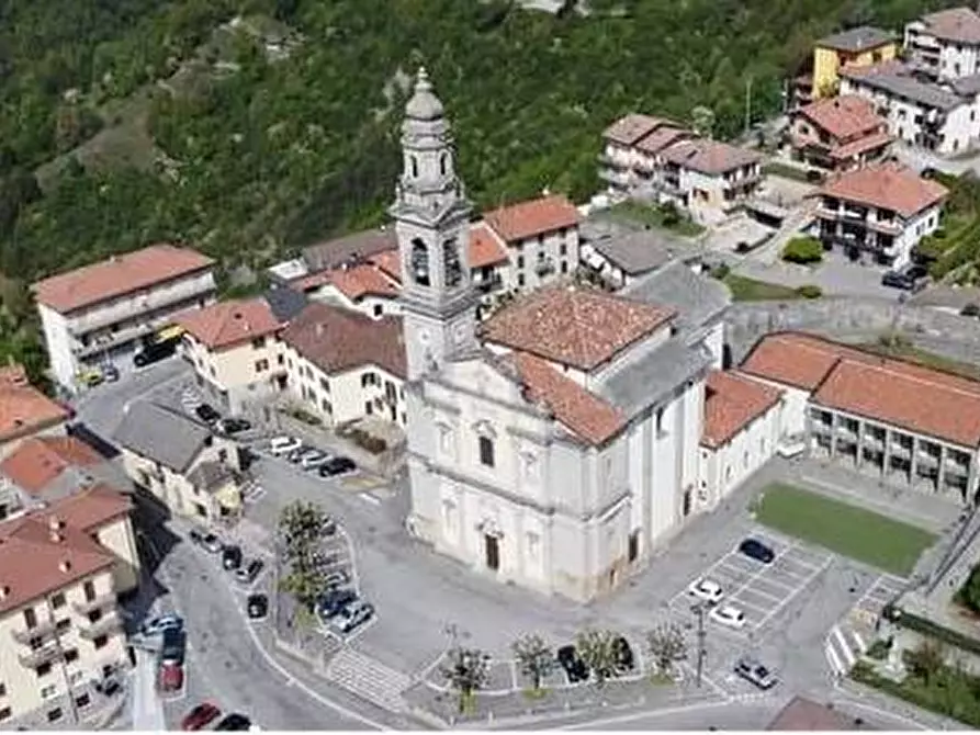 Immagine 3 di Attività commerciale in vendita  a Berbenno