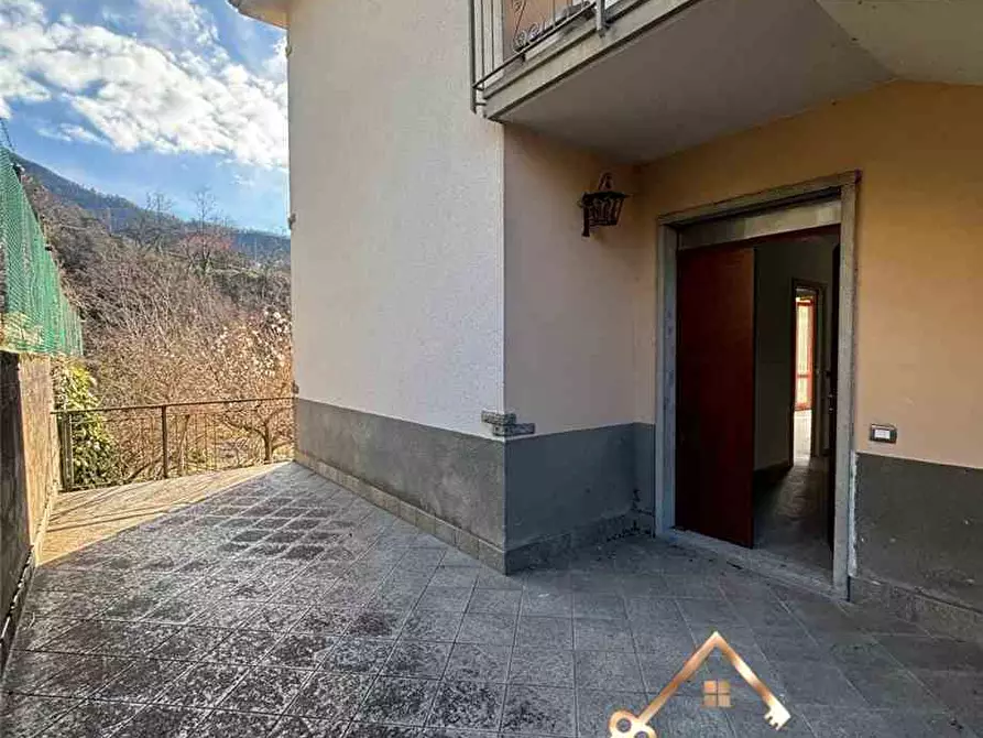Immagine 6 di Appartamento in vendita  a Locatello