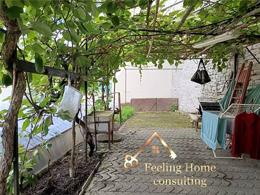 Immagine 2 di Villa in vendita  a Val Brembilla