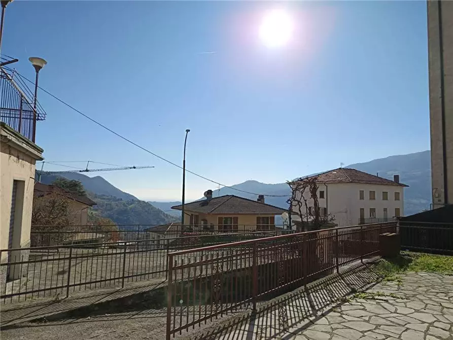 Immagine 2 di Appartamento in vendita  a Berbenno