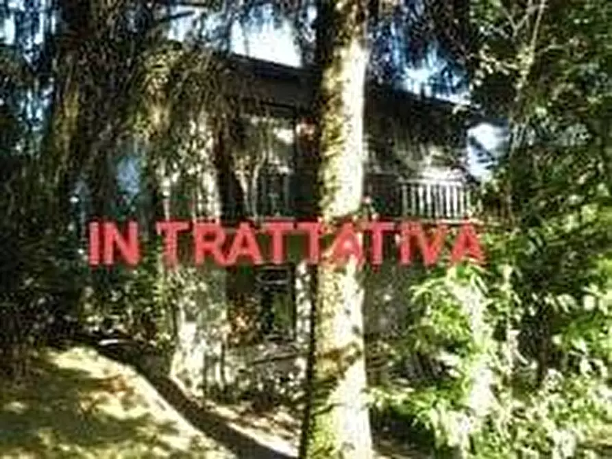 Immagine 1 di Villa in vendita  a Sant'omobono Terme