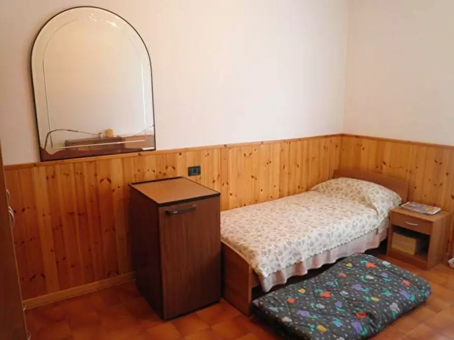 Immagine 12 di Villa in vendita  a Sant'omobono Terme