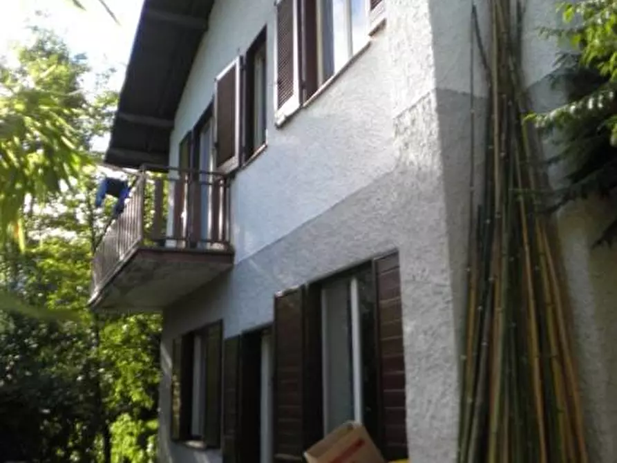 Immagine 2 di Villa in vendita  a Sant'omobono Terme