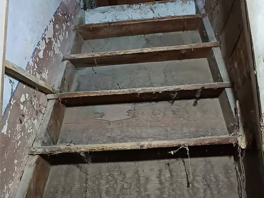 Immagine 22 di Villa in vendita  a Val Brembilla
