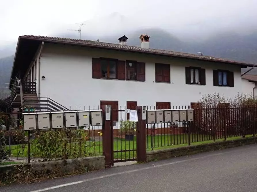 Immagine 22 di Appartamento in vendita  a Val Brembilla