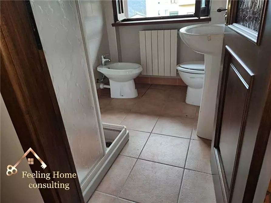 Immagine 14 di Villa in vendita  a Capizzone