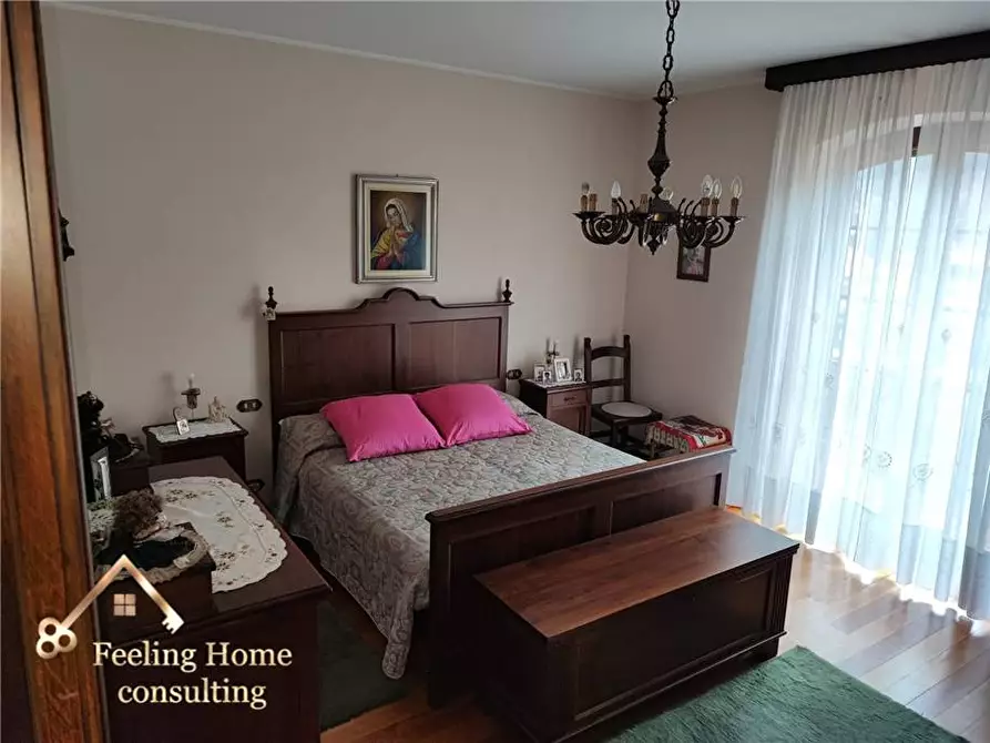 Immagine 21 di Villa in vendita  a Capizzone