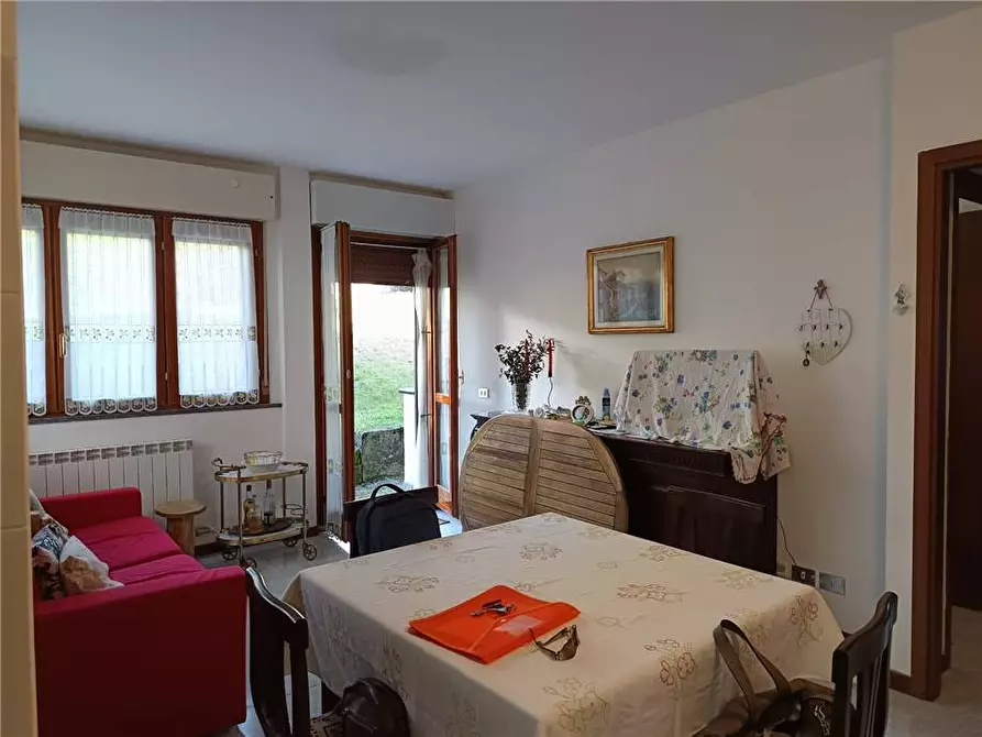 Immagine 2 di Appartamento in vendita  a Val Brembilla