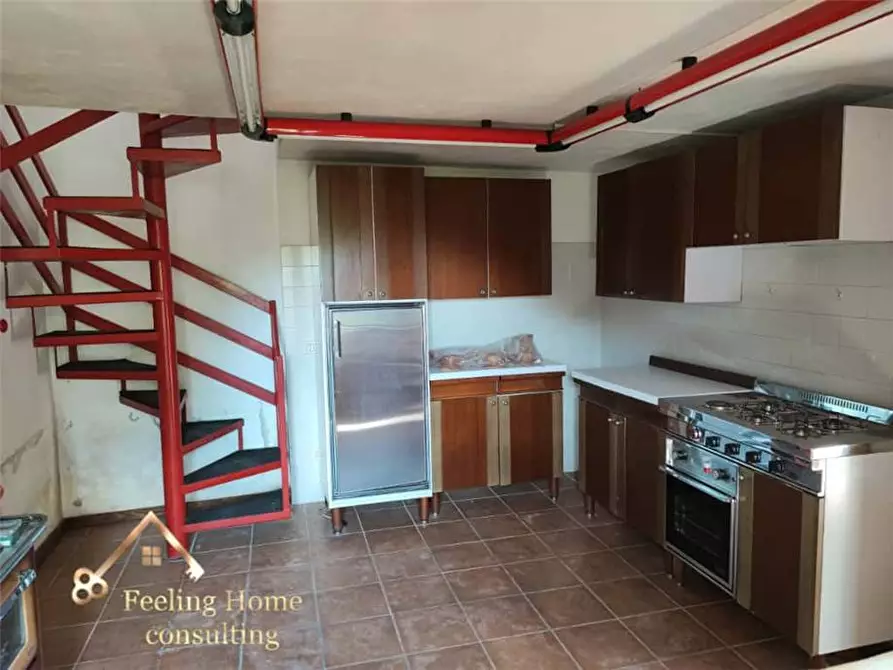 Immagine 22 di Villa in vendita  a Sant'omobono Terme