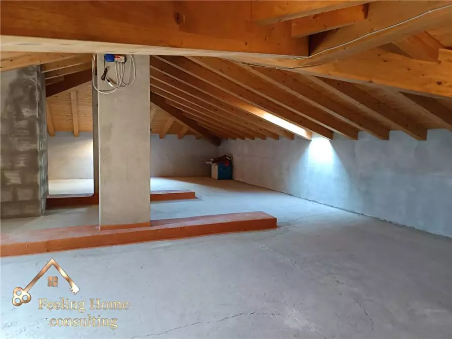 Immagine 26 di Villa in vendita  a Berbenno