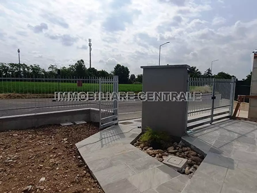 Immagine 8 di Villa in vendita  a Palosco